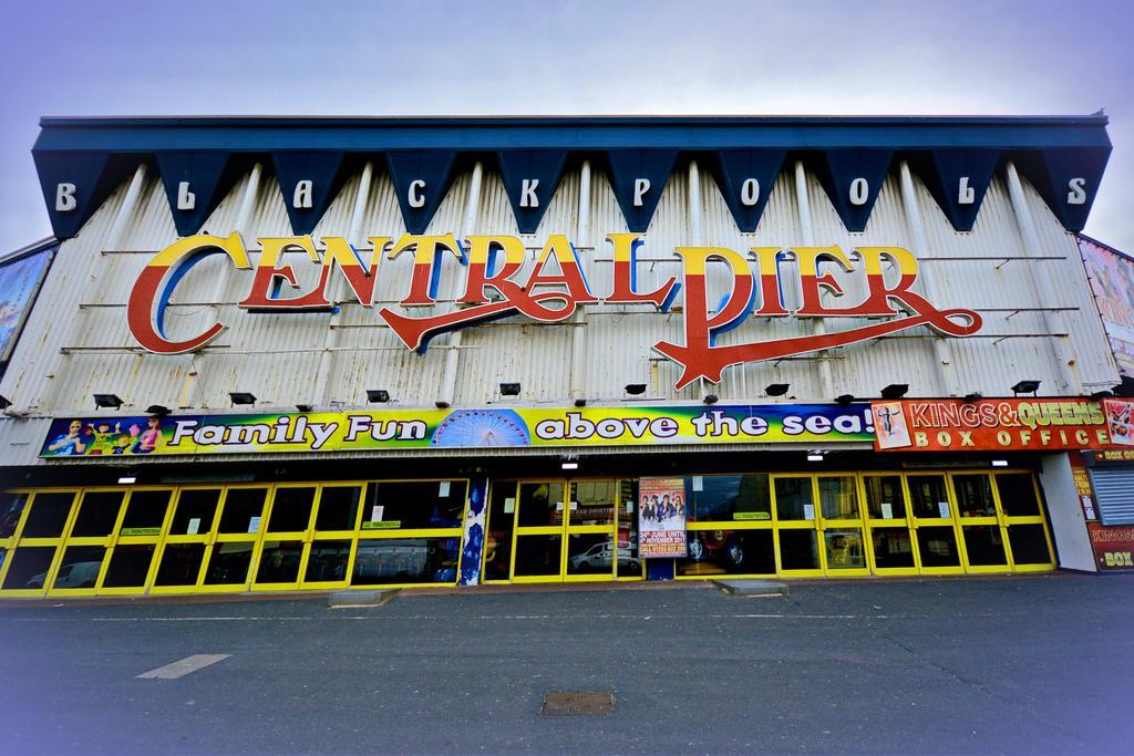 The Derby Hotel Blackpool Buitenkant foto